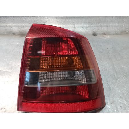 LAMPA TYLNA PRAWA OPEL ASTRA G 1.6 16V 2001 13117093 