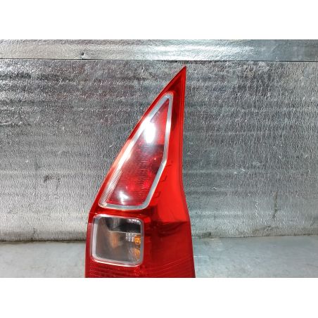 LAMPA TYLNA PRAWA RENAULT MEGANE II LIFT 1.6 16V 2005 1 