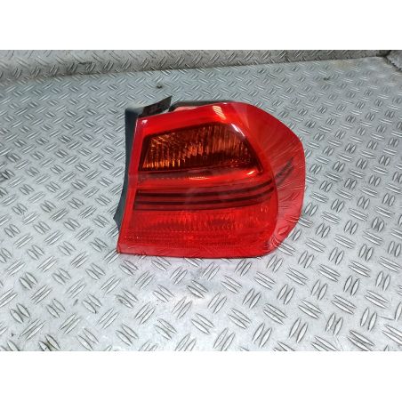 LAMPA TYLNA PRAWA BMW E90 2.0 D 2005 6937458 