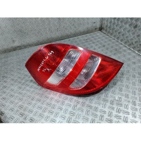 LAMPA TYLNA LEWA MERCEDES-BENZ W169 2.0 cdi 2005 1 