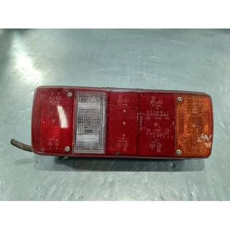 LAMPA TYLNA PRAWA VOLKSWAGEN T4 1996 1 