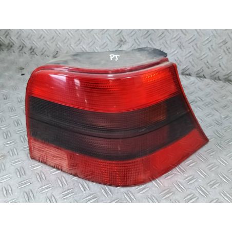 LAMPA TYLNA PRAWA VW GOLF IV 2.0  2000 1J6945112S 1 