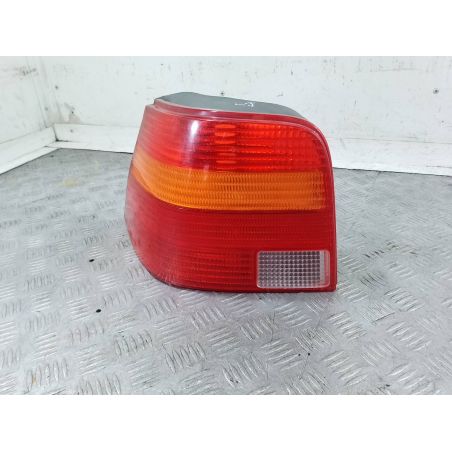 LAMPA TYLNA LEWA VW GOLF IV 2.0  2000 1 