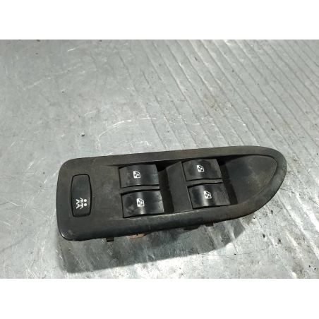 PANEL STEROWANIA SZYB RENAULT LAGUNA II ( 02-07 ) 1.9 DCI 2002 26515 