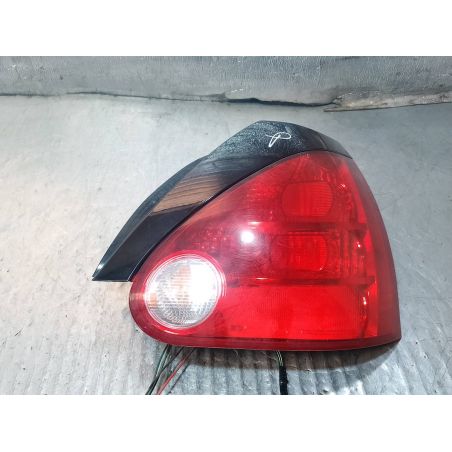 LAMPA TYLNA PRAWA NISSAN MAXIMA ( 04-09 ) 3,5 V6 2007 1 