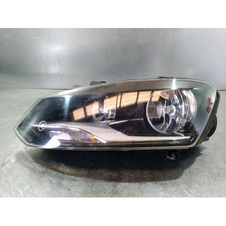 LAMPA PRZÓD LEWA VW POLO 6R 1.6 TDI CAYB 1.6 TDI 2011 20 900 6R1941007F    1EE247051-01 1 