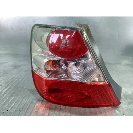 LAMPA TYLNA LEWA HONDA CIVIC VII 1.7 2004 V254  1 