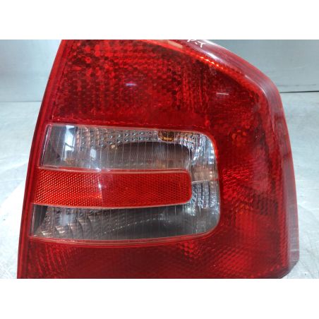 LAMPA TYLNA PRAWA SKODA OCTAVIA II 1.9 TDI 2008 08-665-1909R-R    15-665-1909R-R 1 