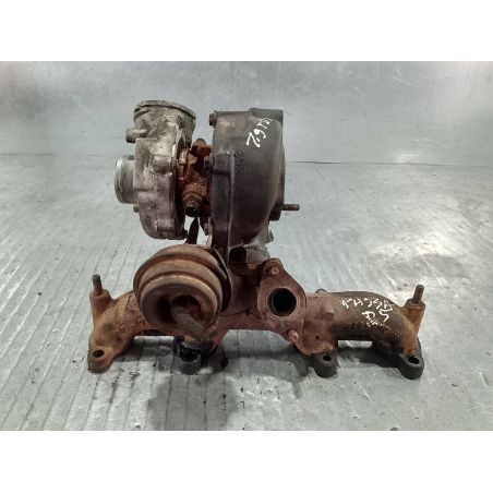 TURBINA Z KOLEKTOREM VW PASSAT B5 FL 1.9 TDI 2004 038145702G  GT1749VA 1 