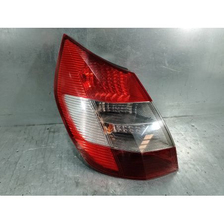 LAMPA TYLNA LEWA RENAULT SCENIC II ( 03-09 ) 1.9 DCI 2004 8200493374G 1 