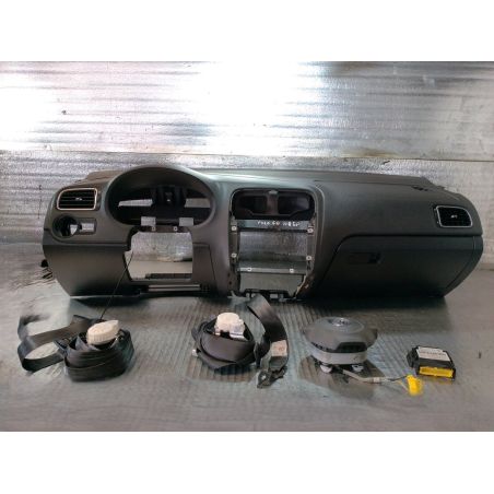 DESKA ROZDZIELCZA,KONSOLA PODUSZKI SENSOR PASY VW POLO 6R 1.6 TDI CAYB 1.6 TDI 2011 20 900 6R1857004A    6R1857002AF 1 