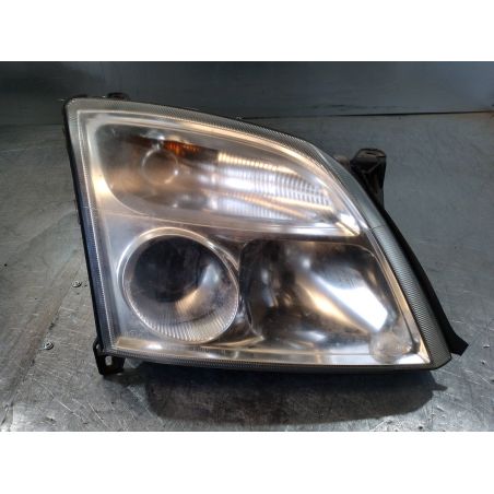 LAMPA PRZÓD PRAWA OPEL VECTRA C 2.2 DTL 2003 TYC20-A285    20-A285B 1 