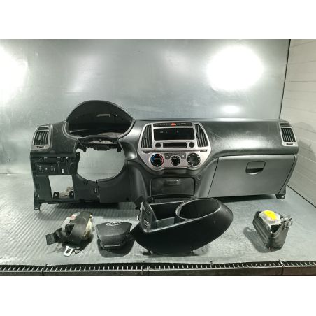 DESKA ROZDZIELCZA,KONSOLA PODUSZKI PASY HYUNDAI I20 I 1.1 CRDI 2012 84720-1J000RY 1 