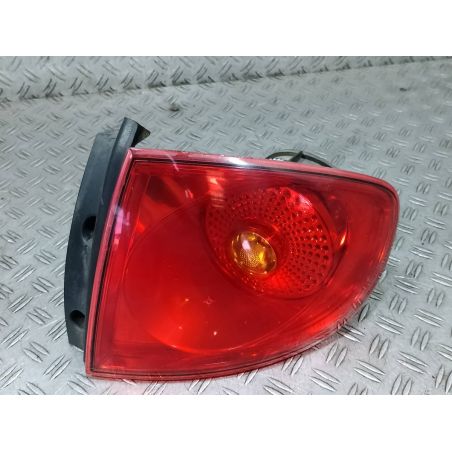 LAMPA TYLNA PRAWA SEAT ALTEA 1.9 TDI 2004 5P0945096D 1 