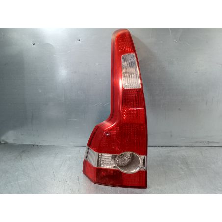 LAMPA TYLNA LEWA VOLVO V50 1.6 HDI  D4164T 2006 30698918 1 