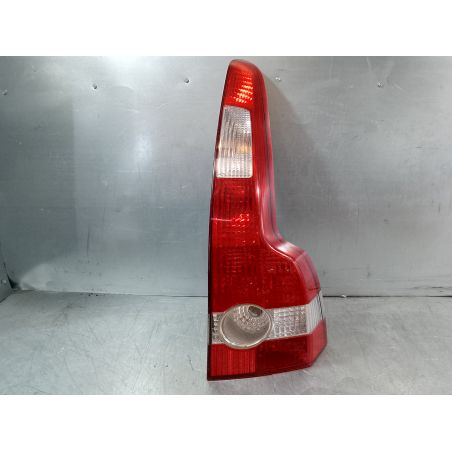 LAMPA TYLNA PRAWA VOLVO V50 1.6 HDI  D4164T 2006 30698920 1 