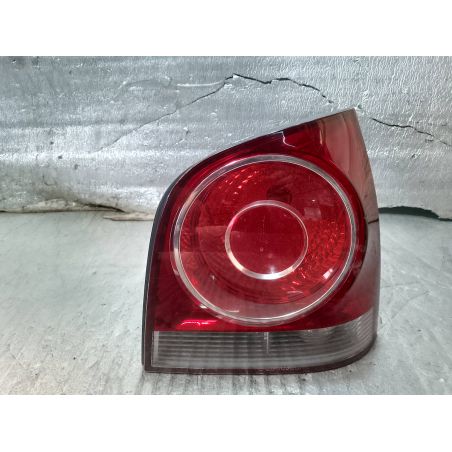 LAMPA TYLNA PRAWA VW POLO 9N LIFT 1.4 B 2003 965348 1 