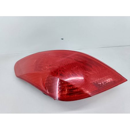 LAMPA TYLNA LEWA PEUGEOT 308 1.6 VTI 2010 69 000 1 