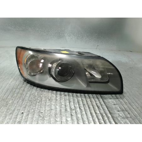 LAMPA PRZÓD PRAWA VOLVO V50 2.0 HDI 2006 284 261 30698886 0301198204 1 