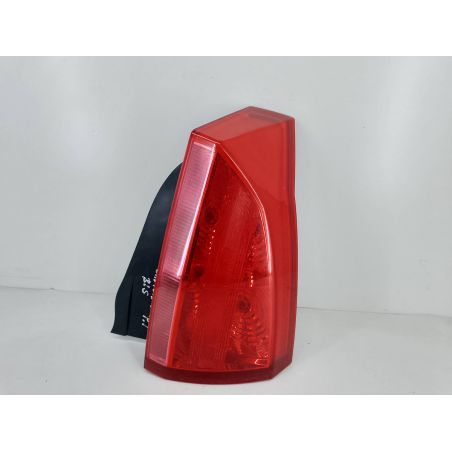 LAMPA TYLNA PRAWA CADILLAC BLS ( 05-10 ) 2.0 T 175KM 2.0 T 175KM 2007 12759588  67757981  89101627 1 