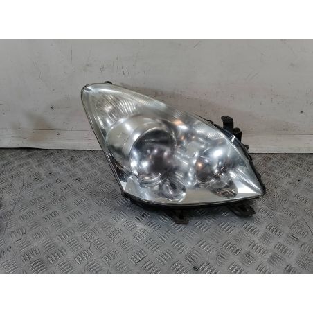 LAMPA PRZÓD PRAWA TOYOTA COROLLA VERSO II 1.8 2007 P7105R 1 