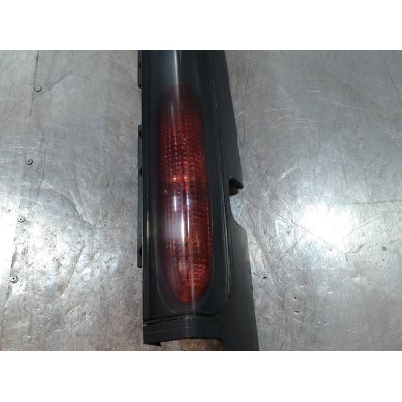 LAMPA TYLNA PRAWA OPEL VIVARO