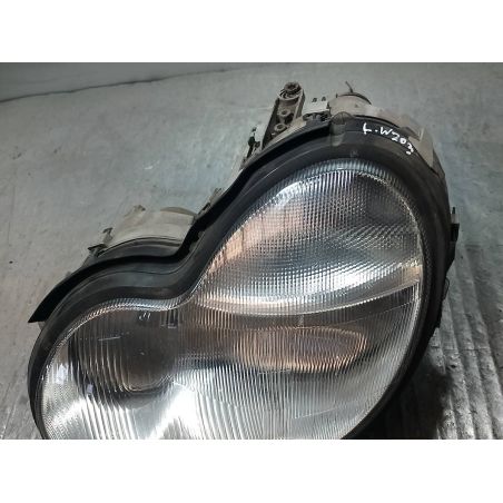 LAMPA PRZÓD LEWA XENON MERCEDES-BENZ W203 2.0 KOMPRESSOR 2001 A2038201161 0301166271     1 