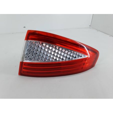 LAMPA TYLNA PRAWA FORD MONDEO MK4 1.6 DURATEC 2008 7S71-13404-A 1 