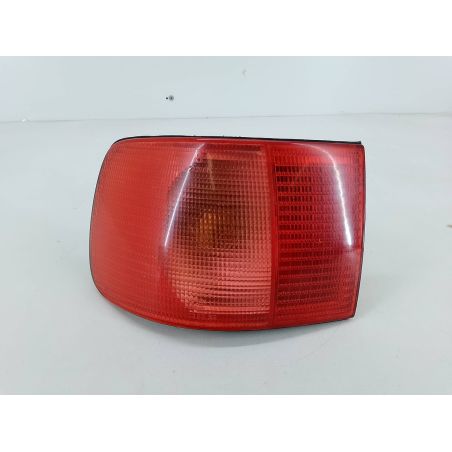 LAMPA TYLNA LEWA AUDI A8 D2 2.5 TDI 150KM 2.5 TDI 150KM 1999 4D0945095 1 