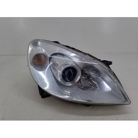 LAMPA PRZÓD PRAWA MERCEDES-BENZ KLASA B W245