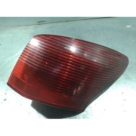 LAMPA TYLNA PRAWA PEUGEOT 407 1.6 HDI 2005 1 