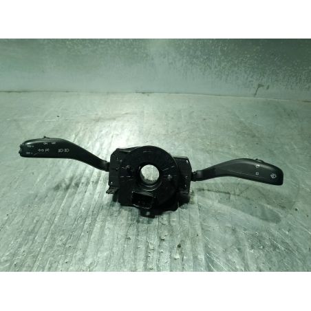 PRZEŁĄCZNIK ZESPOLONY VW POLO 9N 1.2 1.2 12V 2004 6Q0953513F 1 