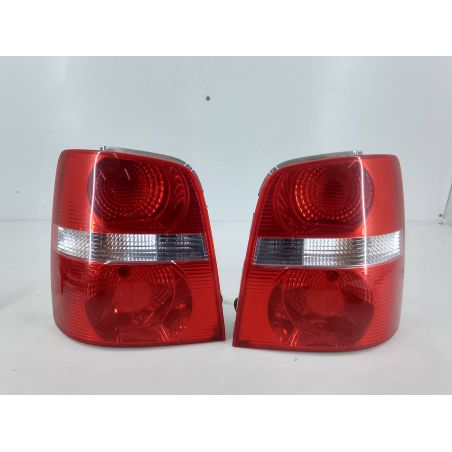 LAMPY TYŁ KOMPLET VW TOURAN I 1.9 TDI 105KM 1.9 TDI 2006 547 017 1T0945095G  1T0645096G 1 