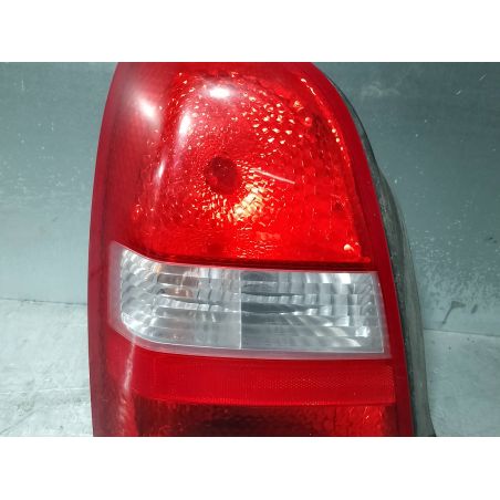 LAMPA TYLNA LEWA NISSAN PRIMERA P12 ( 03-07 ) 1.8 16V 2002 89024270 1 