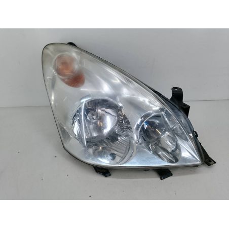 LAMPA PRZÓD PRAWA TOYOTA COROLLA VERSO II 2.2 D-4D 177KM 2.2 D-4D 2006 0F-03 1 