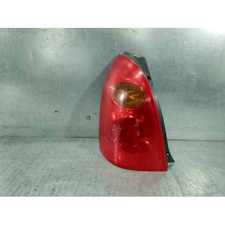 LAMPA TYLNA LEWA NISSAN PRIMERA P12 ( 03-07 ) 2.0 16V 140KM 2.0 16V 2004 1 