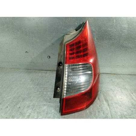 LAMPA TYLNA PRAWA RENAULT SCENIC II ( 03-09 ) 1.9 DCI 1.9 DCI 2007 8200474327-A 2SK009467-02-50 1 