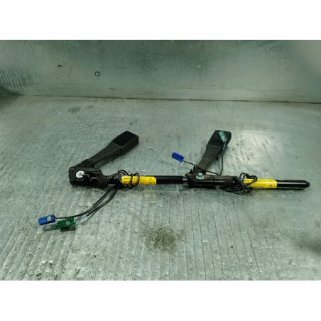 ZAPINKI, SPINKI PASA PRZÓD KOMPLET OPEL ASTRA H 1.6 2004 13130025  13127268  13127269  13130026 1 