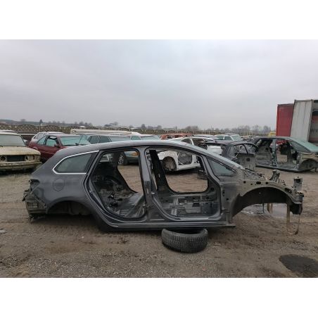 PRÓG PRAWY OPEL ASTRA J 1.7 CDTI 125KM 1.7 CDTI 2010 304 944 1 